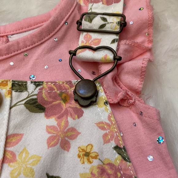 Absolutely adorable floral romper dress duo - Picture 3 of 11